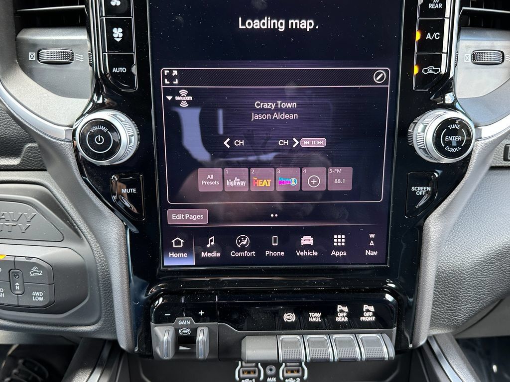 New 2026 RAM 2500 Big Horn AWD/4WD image 25