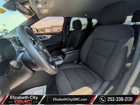 Used 2021 Chevrolet Blazer LT FWD image 17