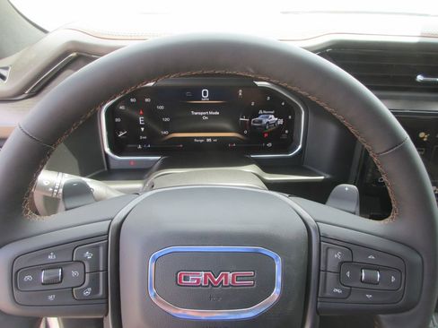 New 2026 GMC Sierra 1500 AT4 w/ AT4 Premium Package AWD/4WD image 18