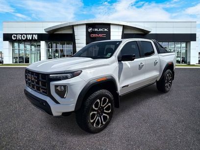 Used 2025 GMC Canyon AT4 w/ Nightfall Edition