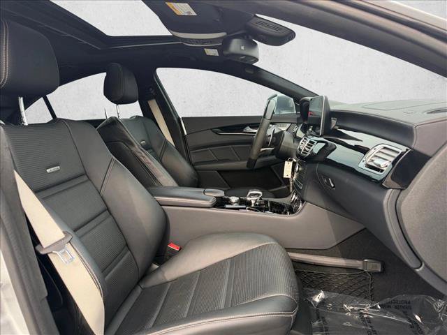 Used 2015 Mercedes-Benz CLS 63 AMG S-Model w/ Premium Package II image 23