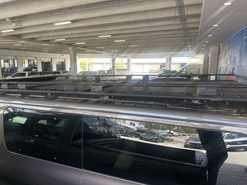 Used 2018 Nissan NV 3500 SL image 14