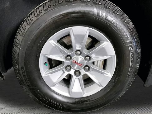 Used 2020 GMC Sierra 1500 SLE w/ SLE Value Package RWD image 31