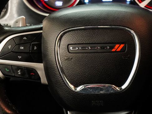 Used 2017 Dodge Charger R/T Scat Pack RWD image 16