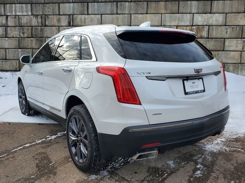 Used 2019 Cadillac XT5 Luxury w/ LPO, Black Ice Package image 2