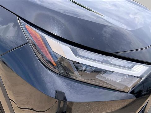Used 2025 Toyota RAV4 XLE AWD/4WD image 26