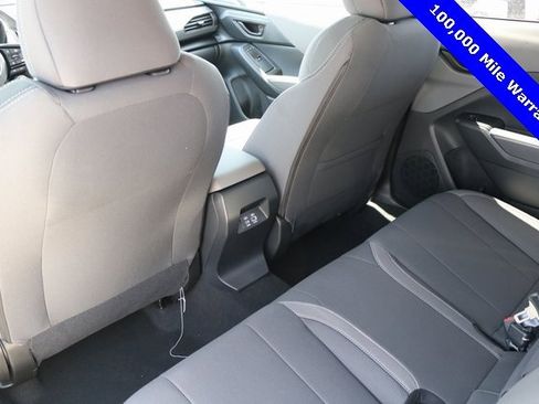 Used 2025 Subaru Crosstrek 2.0i Premium image 12