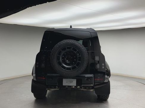 New 2026 Land Rover Defender 110 OCTA AWD/4WD image 3