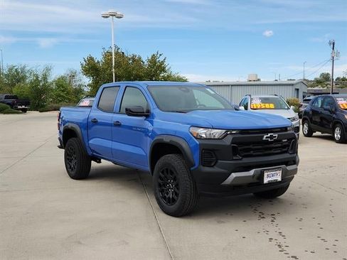New 2026 Chevrolet Colorado Trail Boss AWD/4WD image 1