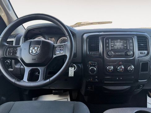 Used 2017 RAM 1500 Express w/ Black Ram 1500 Express Group AWD/4WD image 4