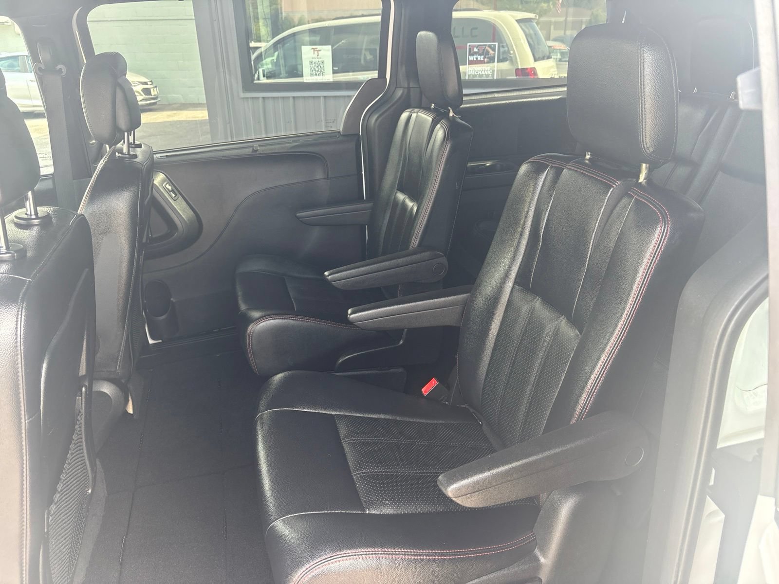 Used 2019 Dodge Grand Caravan GT FWD image 12