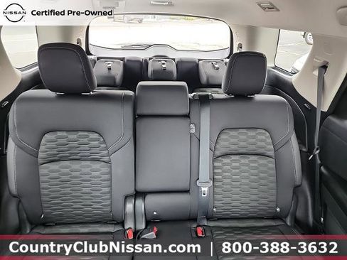 Certified 2022 Nissan Pathfinder SV image 21