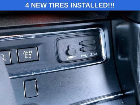 Used 2022 Subaru Ascent Onyx Edition image 34