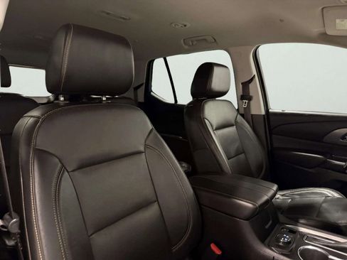 Used 2020 Chevrolet Traverse Premier AWD/4WD image 28