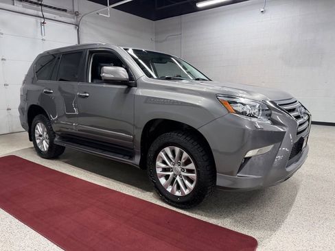 Used 2014 Lexus GX 460 w/ Premium Package AWD/4WD image 8