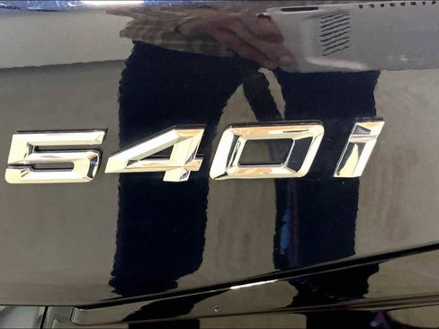 Certified 2023 BMW 540i xDrive w/ Dynamic Handling Package image 29