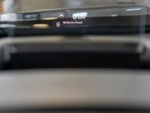 Used 2022 GMC Terrain Denali w/ Denali Premium Package AWD/4WD image 27