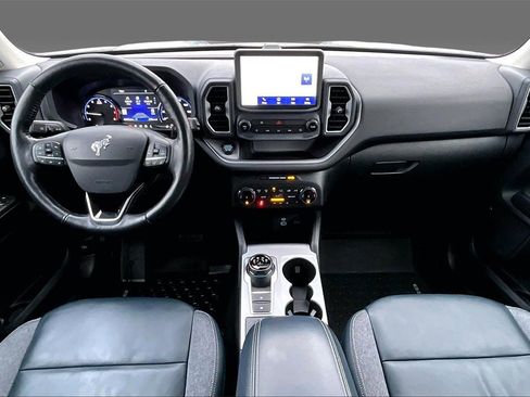 Used 2022 Ford Bronco Sport Outer Banks image 9