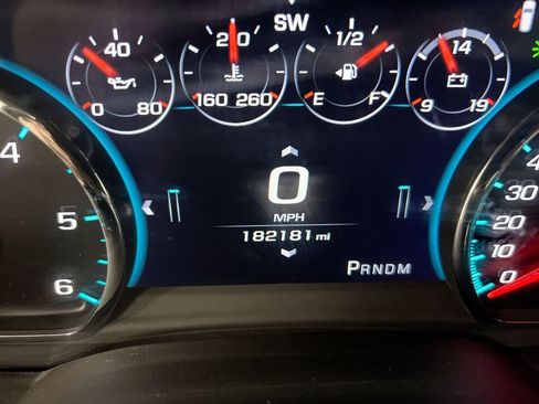 Used 2016 Chevrolet Suburban LTZ AWD/4WD image 13