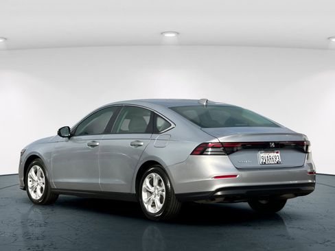 Certified 2025 Honda Accord LX image 4