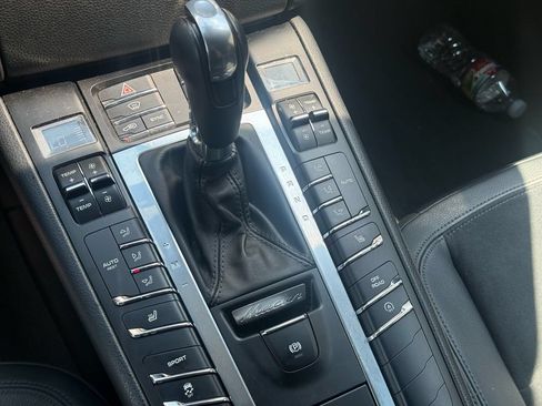 Used 2016 Porsche Macan S AWD/4WD image 13