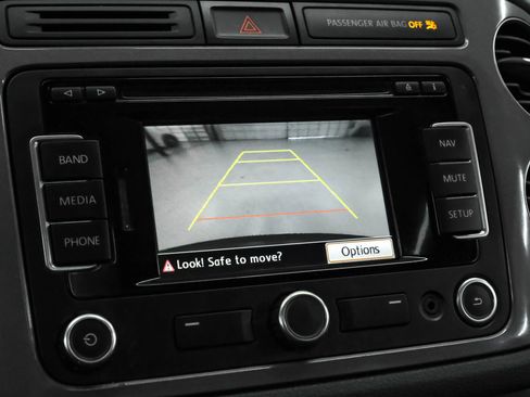 Used 2013 Volkswagen Tiguan SEL image 22