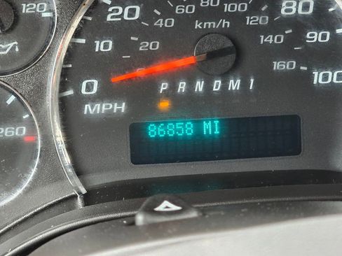 Used 2020 Chevrolet Express 2500 Extended w/ Driver Convenience Package RWD image 24