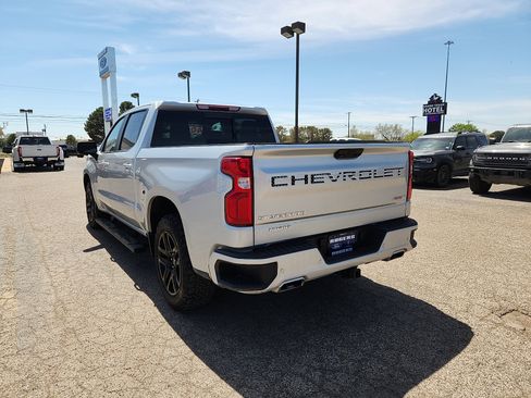 Used 2022 Chevrolet Silverado 1500 RST image 5