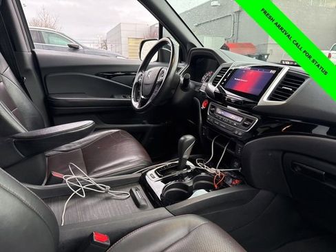 Used 2018 Honda Ridgeline Black Edition image 17