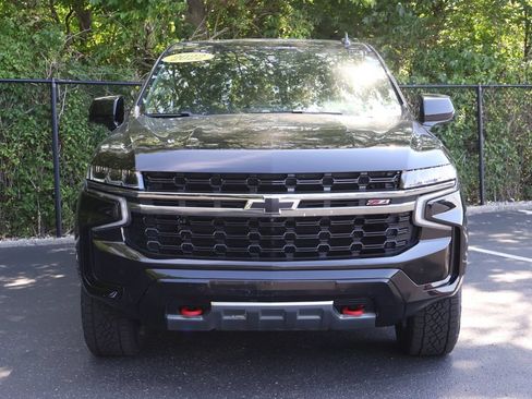 Used 2022 Chevrolet Tahoe Z71 w/ Z71 Off-Road Package AWD/4WD image 2