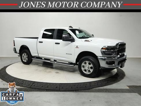 Used 2025 RAM 2500 Big Horn AWD/4WD image 1