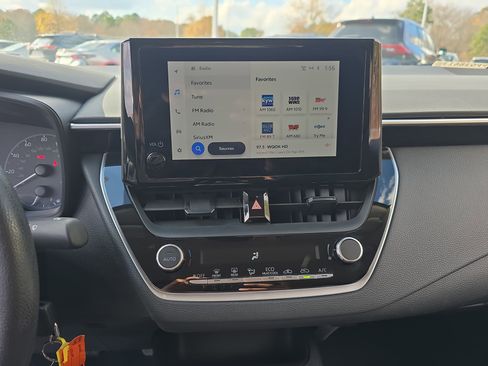 Used 2023 Toyota Corolla LE image 19