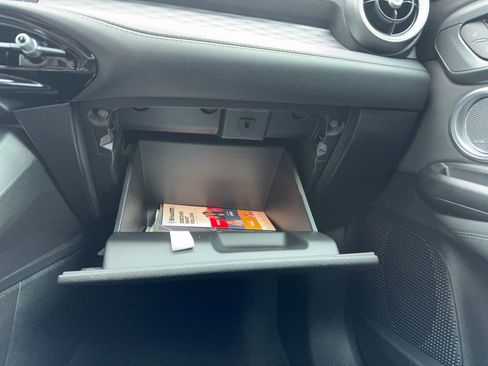 New 2024 Alfa Romeo Tonale Veloce image 27