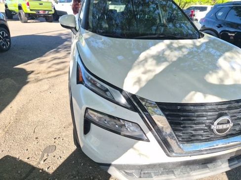 Used 2023 Nissan Rogue SV w/ SV Premium B Package image 1