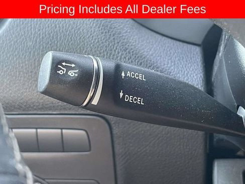 Used 2023 Mercedes-Benz Metris Passenger image 28