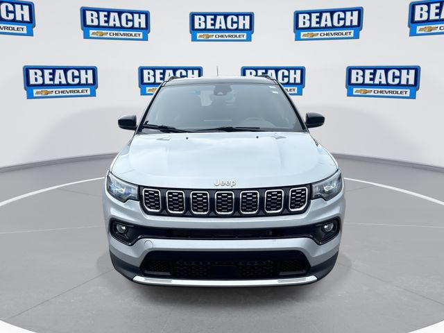 Used 2024 Jeep Compass Limited AWD/4WD image 3