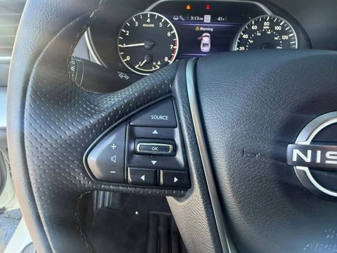 Used 2023 Nissan Maxima SV w/ Floor Mat Group FWD image 18