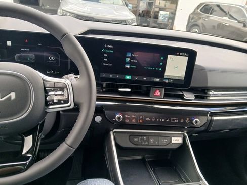 New 2026 Kia Carnival SX Prestige image 30