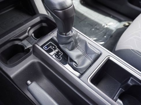 Used 2023 Toyota Tacoma TRD Off-Road image 17