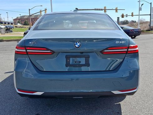 Certified 2026 BMW 530i xDrive image 5