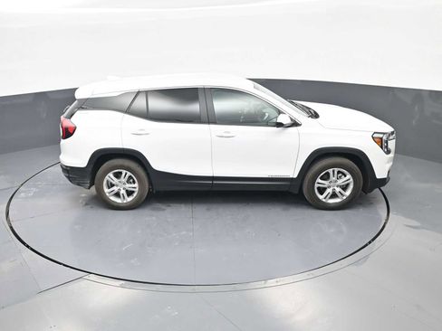 Used 2024 GMC Terrain SLE AWD/4WD image 34