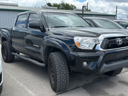 Used 2012 Toyota Tacoma PreRunner w/ TRD Off-Road Pkg RWD image 3