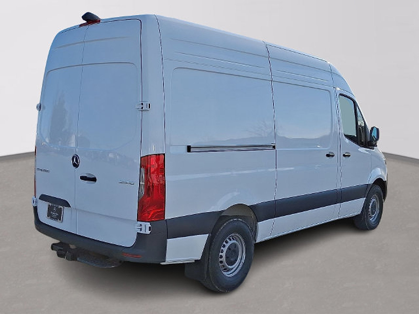 Used 2026 Mercedes-Benz Sprinter 2500 image 4