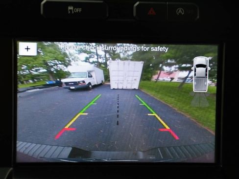 Used 2017 Ford F150 XLT w/ Equipment Group 302A Luxury AWD/4WD image 39