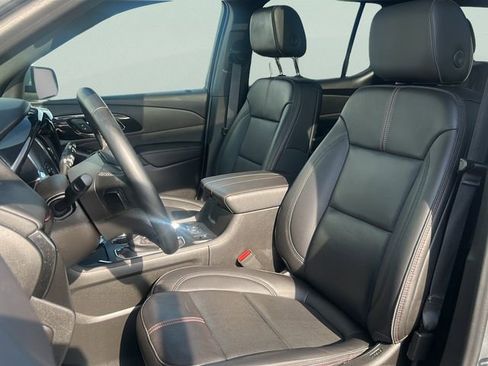 Used 2023 Chevrolet Traverse RS image 15