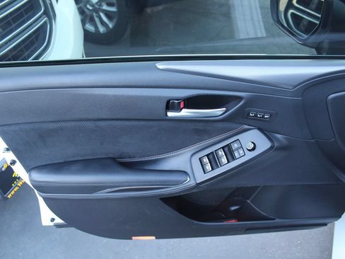 Used 2019 Toyota Avalon Touring w/ Advanced Safety Package FWD image 18