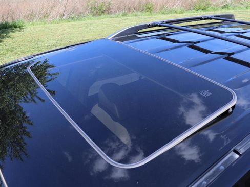 Used 2014 Lexus LX 570 4WD image 22