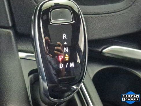 Certified 2025 Cadillac XT6 Premium Luxury image 28