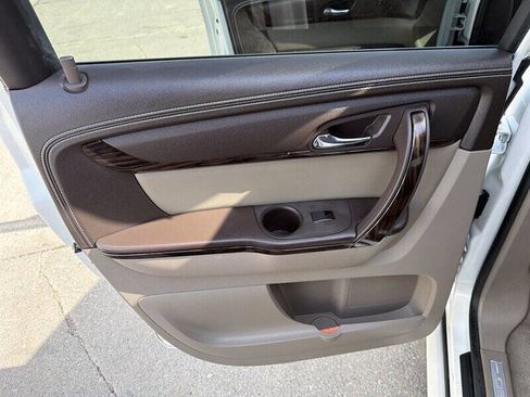 Used 2014 GMC Acadia Denali AWD/4WD image 16