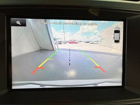 Used 2016 Ford Explorer XLT w/ Equipment Group 202A FWD image 25